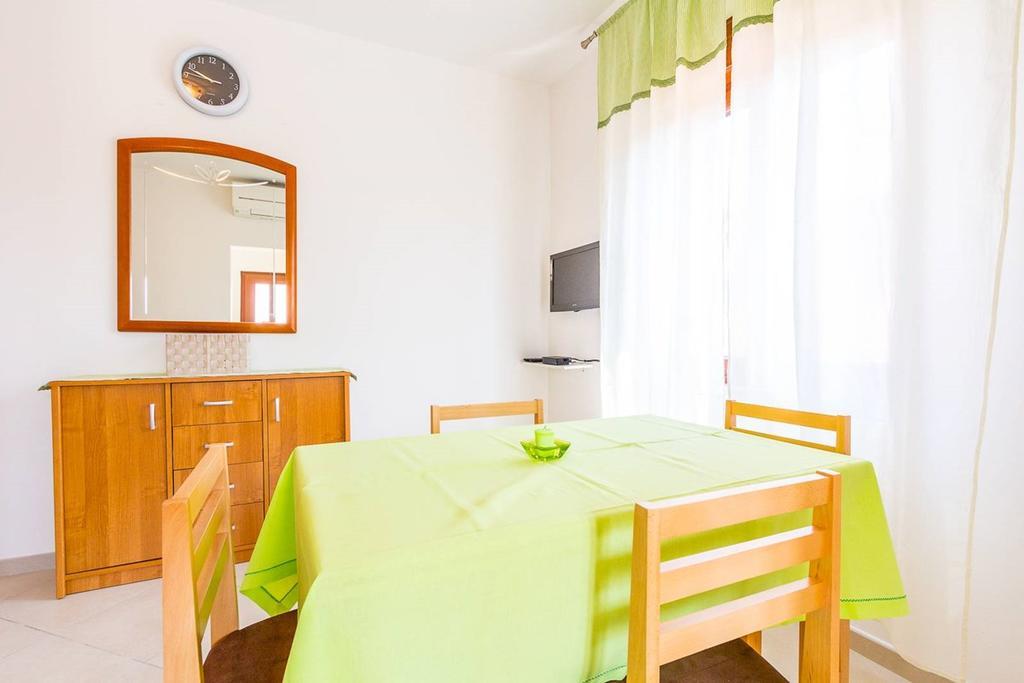 Apartments Racchi Баньоле Екстер'єр фото